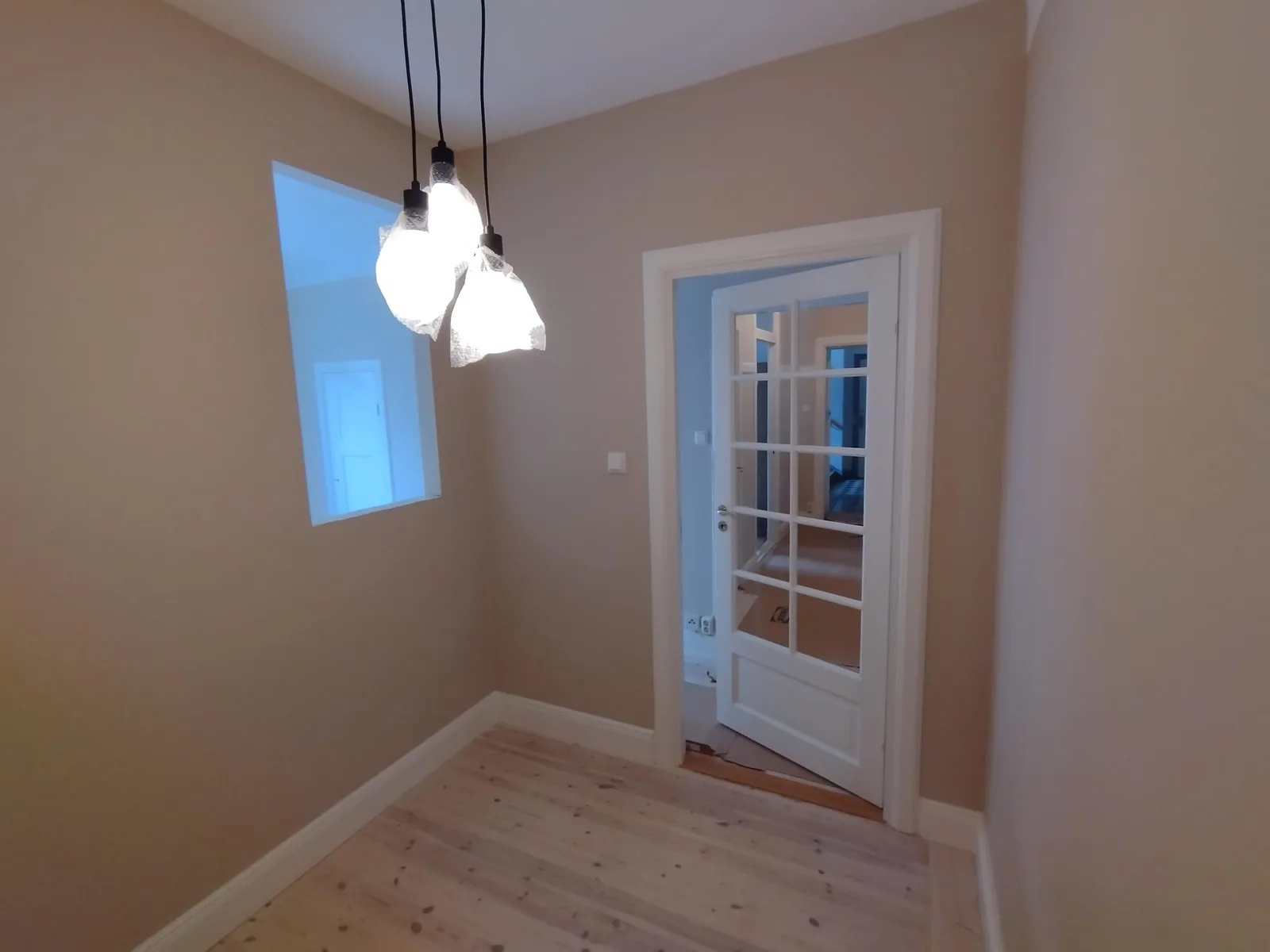 Lägenhetsrenovering i Solna, bild 6 av 13